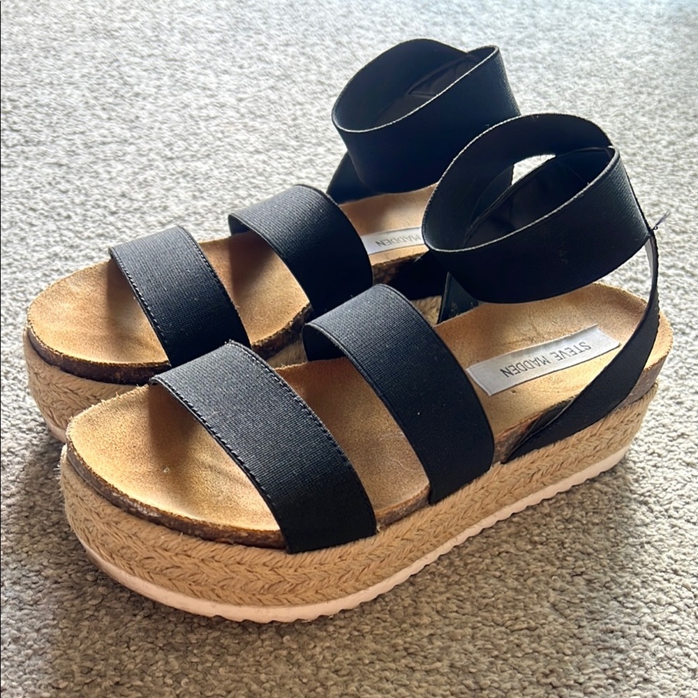 Steve Madden Black and Tan Platform Sandals